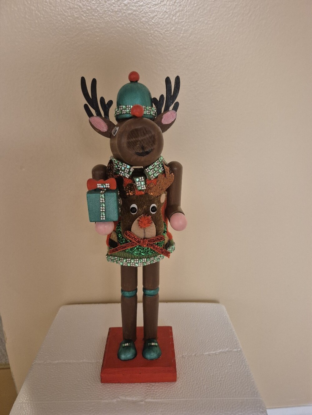 Holiday Reindeer Nutcracker Figurine - Teal & Red